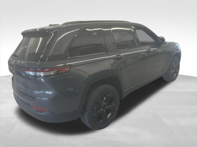 new 2025 Jeep Grand Cherokee car, priced at $49,370