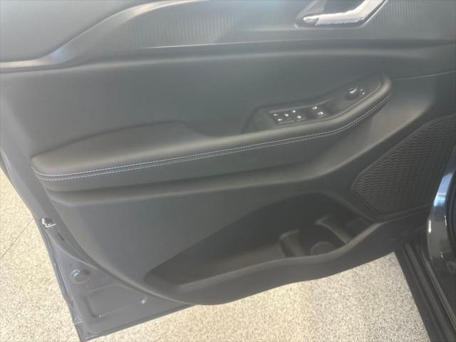 new 2025 Jeep Grand Cherokee car, priced at $49,370