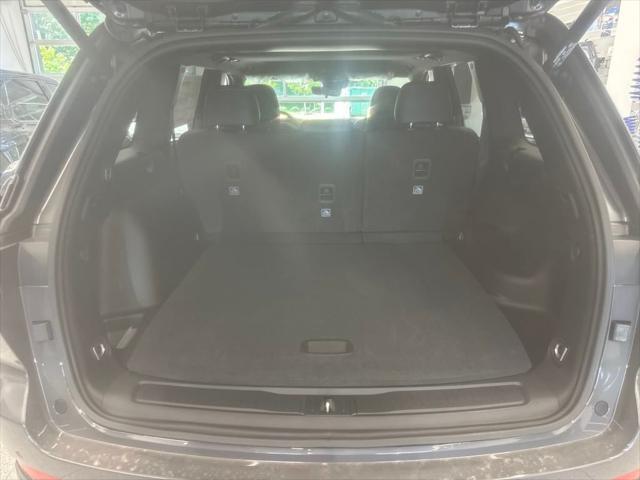 new 2025 Jeep Grand Cherokee car, priced at $49,370