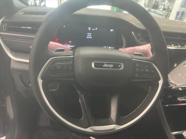 new 2025 Jeep Grand Cherokee car, priced at $49,370