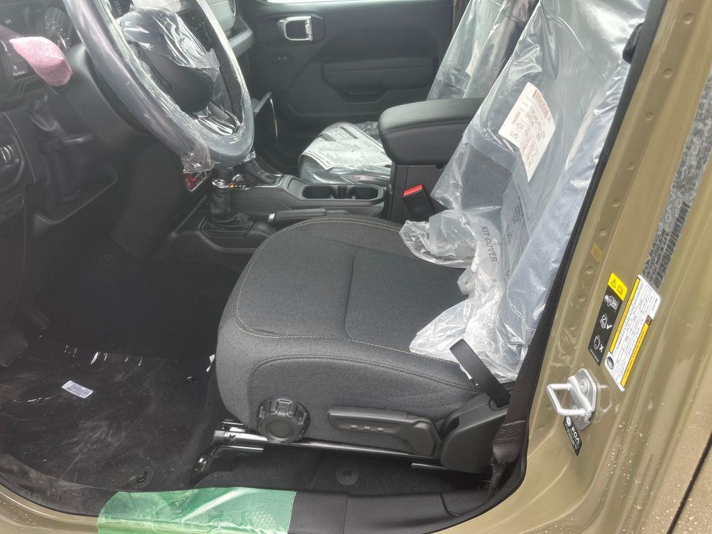 new 2025 Jeep Gladiator car, priced at $54,090