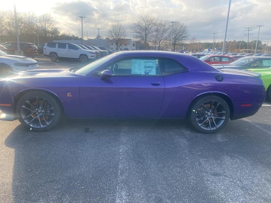 new 2023 Dodge Challenger car