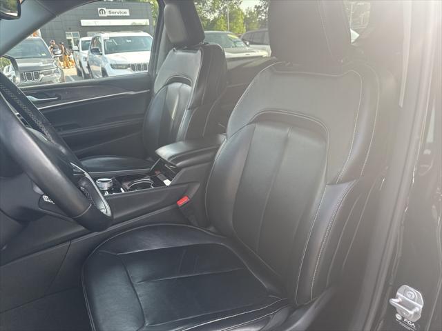 used 2021 Jeep Grand Cherokee L car, priced at $30,769