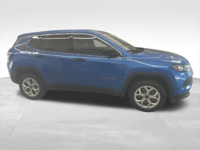 new 2025 Jeep Compass car, priced at $28,585