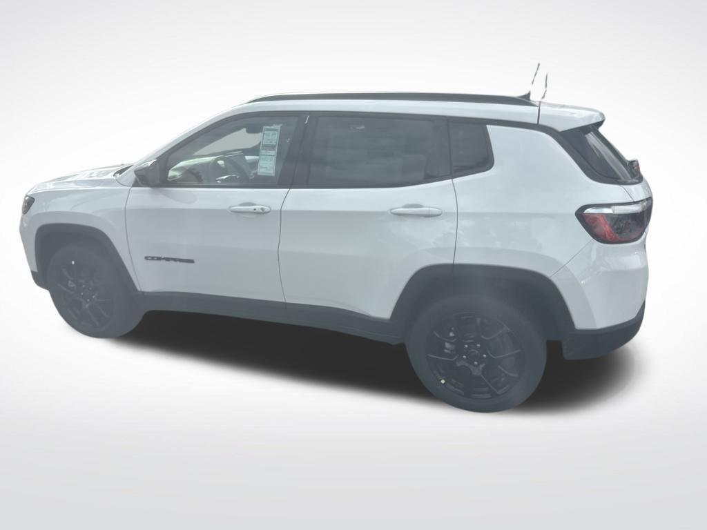 new 2026 Jeep Compass car, priced at $33,160