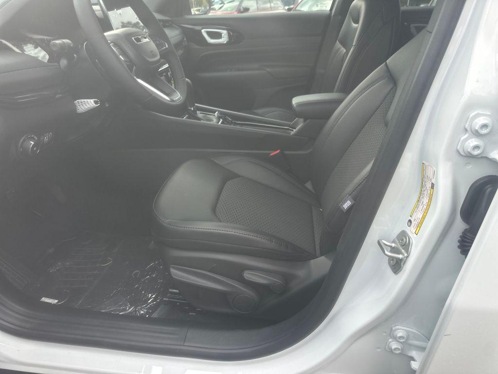 new 2026 Jeep Compass car, priced at $33,160