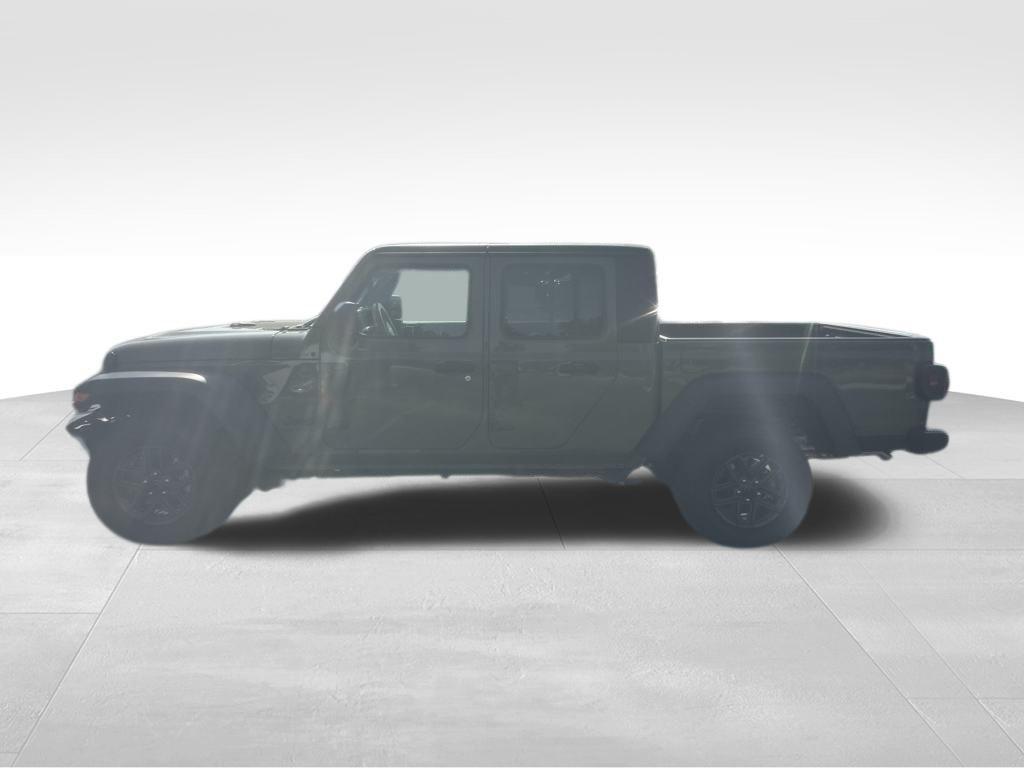 new 2025 Jeep Gladiator car, priced at $47,905