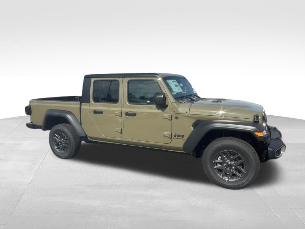 new 2025 Jeep Gladiator car, priced at $47,905