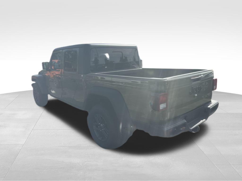 new 2025 Jeep Gladiator car, priced at $47,905