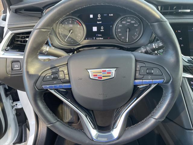 used 2024 Cadillac XT6 car, priced at $52,990