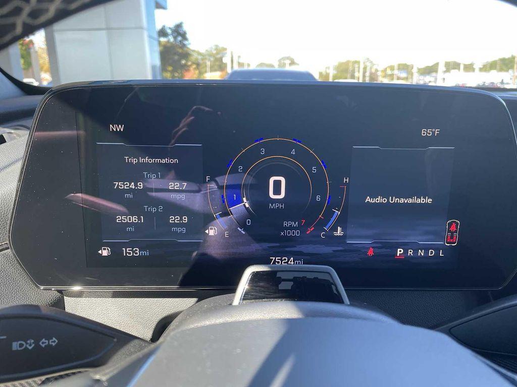 used 2025 Chevrolet Traverse car, priced at $54,990