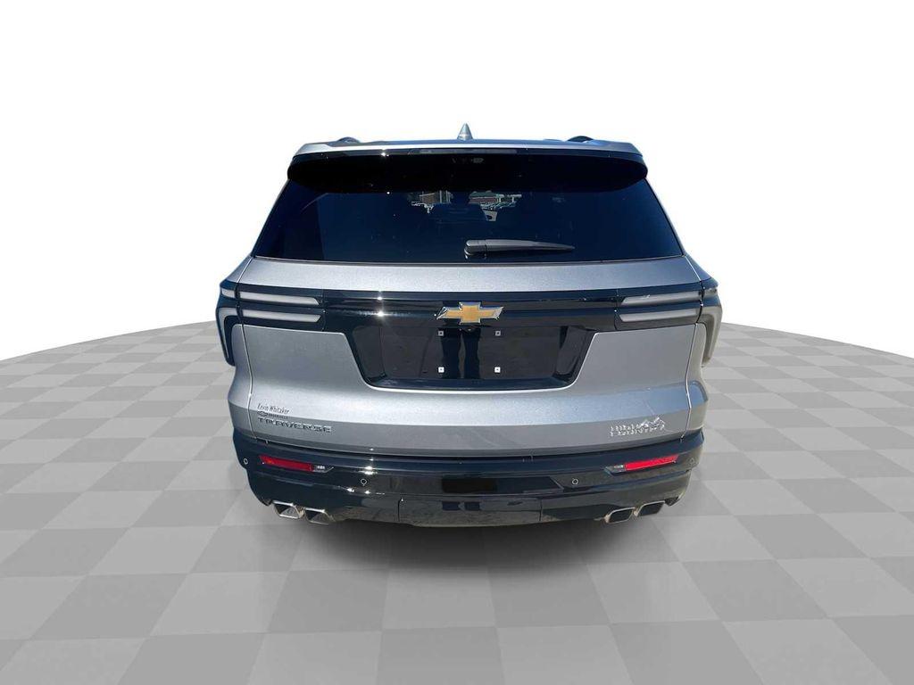 used 2025 Chevrolet Traverse car, priced at $54,990