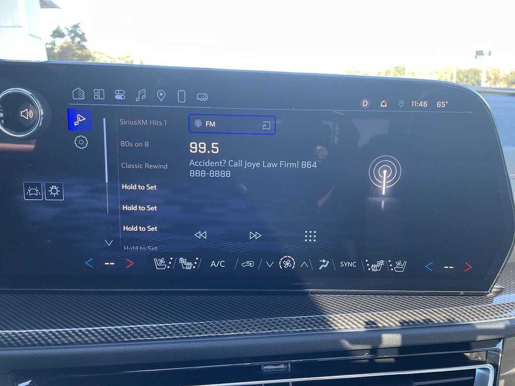 used 2025 Chevrolet Traverse car, priced at $54,990