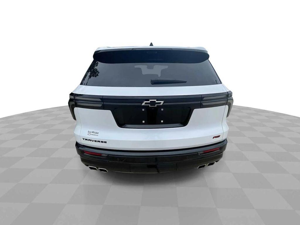 used 2024 Chevrolet Traverse car, priced at $50,990