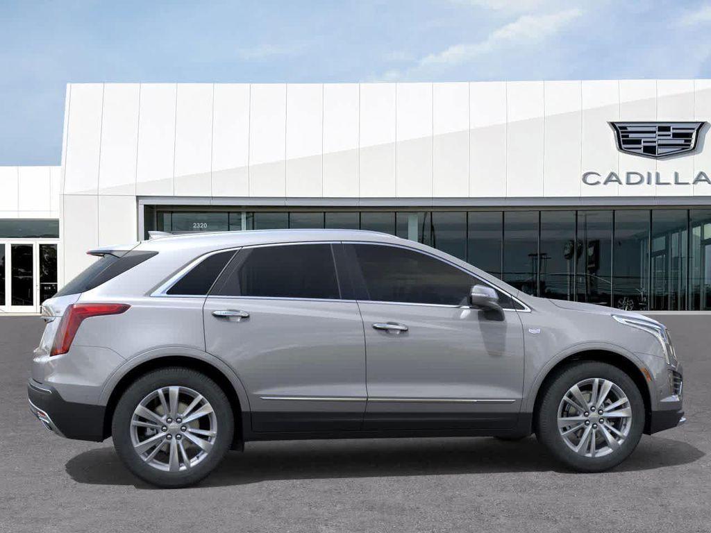 new 2026 Cadillac XT5 car, priced at $59,470