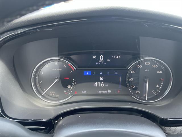 used 2022 Cadillac XT5 car, priced at $33,990