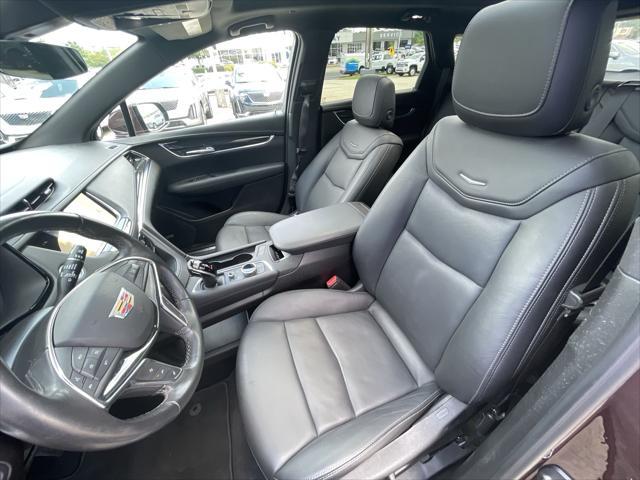 used 2022 Cadillac XT5 car, priced at $33,990