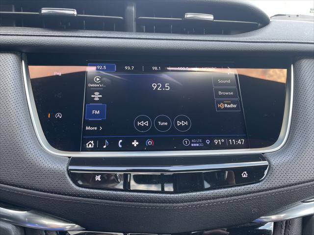 used 2022 Cadillac XT5 car, priced at $33,990