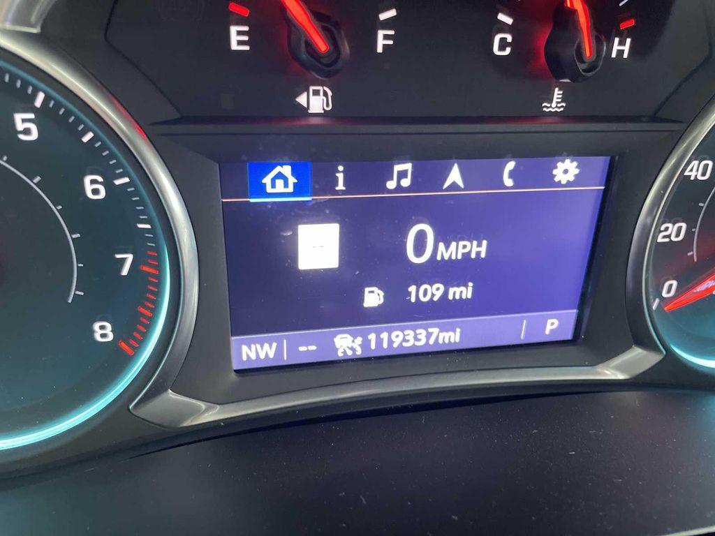 used 2020 Chevrolet Traverse car, priced at $25,990