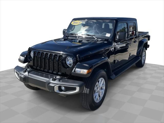 used 2023 Jeep Gladiator car, priced at $35,990