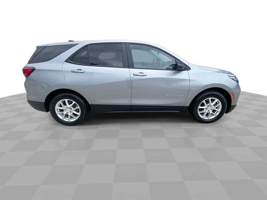 used 2024 Chevrolet Equinox car, priced at $23,990
