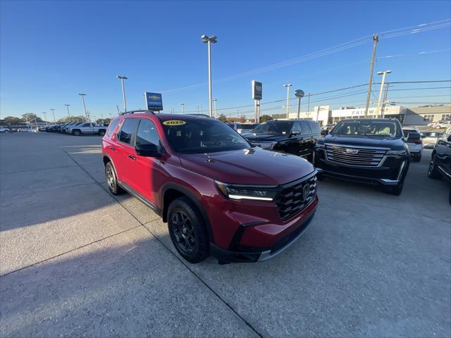 used 2025 Honda Pilot car, priced at $47,990