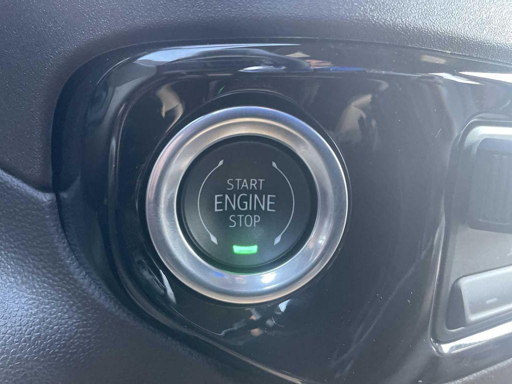 used 2024 Chevrolet Silverado 1500 car, priced at $48,990
