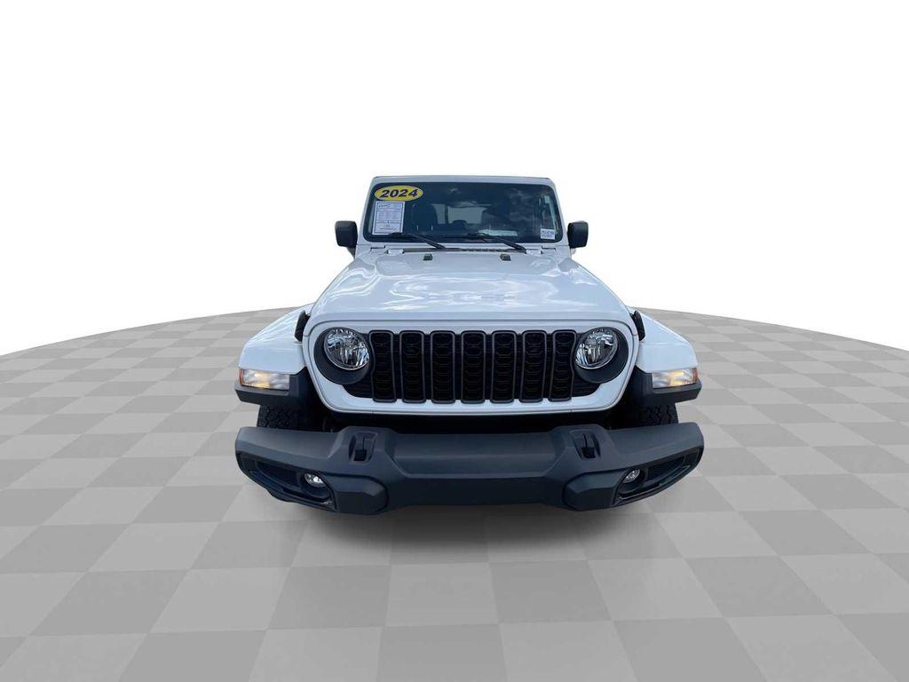 used 2024 Jeep Gladiator car, priced at $37,990
