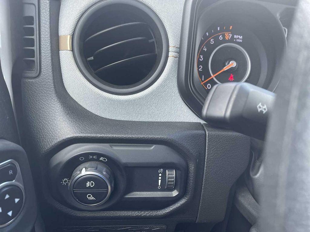 used 2024 Jeep Gladiator car, priced at $37,990