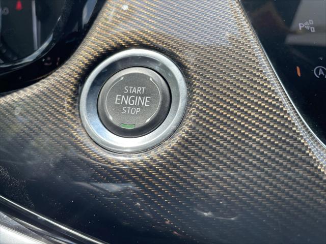 used 2024 Cadillac XT6 car, priced at $56,990