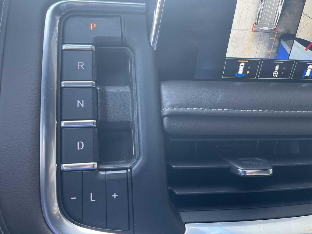 used 2022 Chevrolet Tahoe car, priced at $58,990