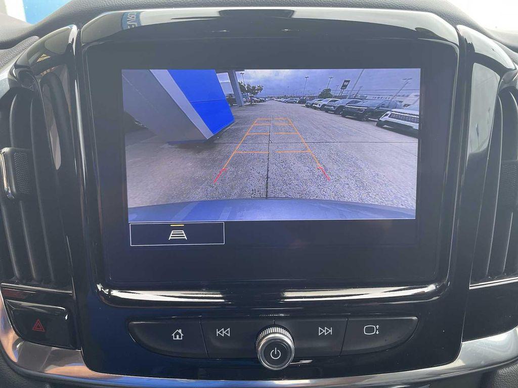 used 2023 Chevrolet Traverse car, priced at $30,990