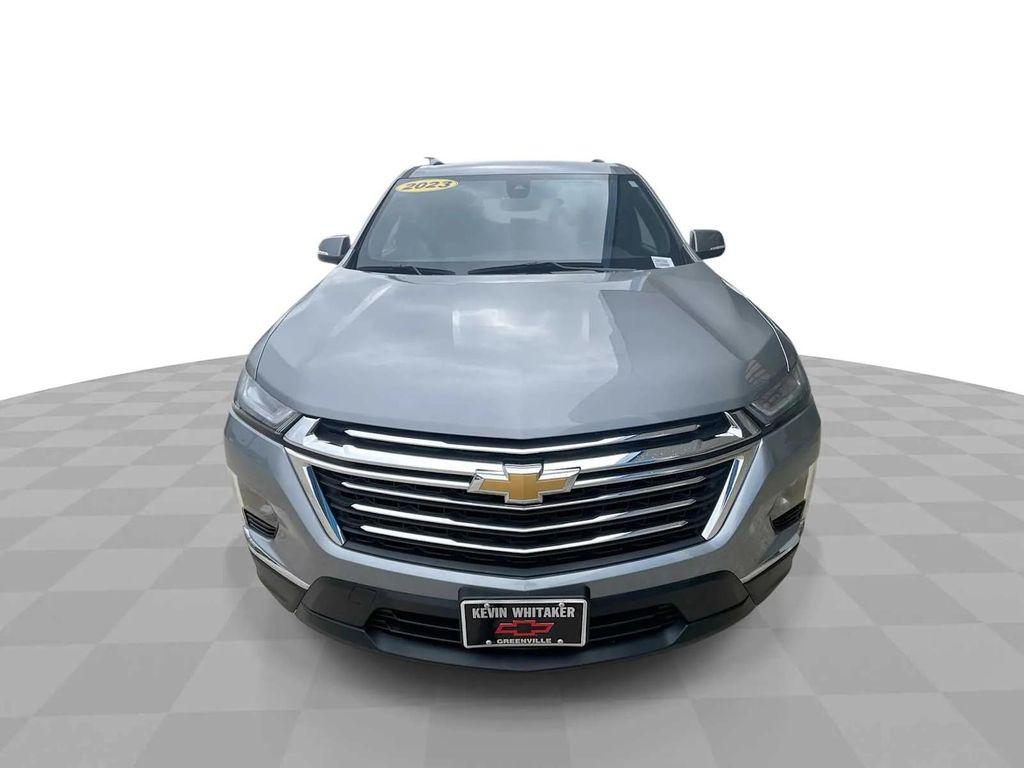 used 2023 Chevrolet Traverse car, priced at $30,990