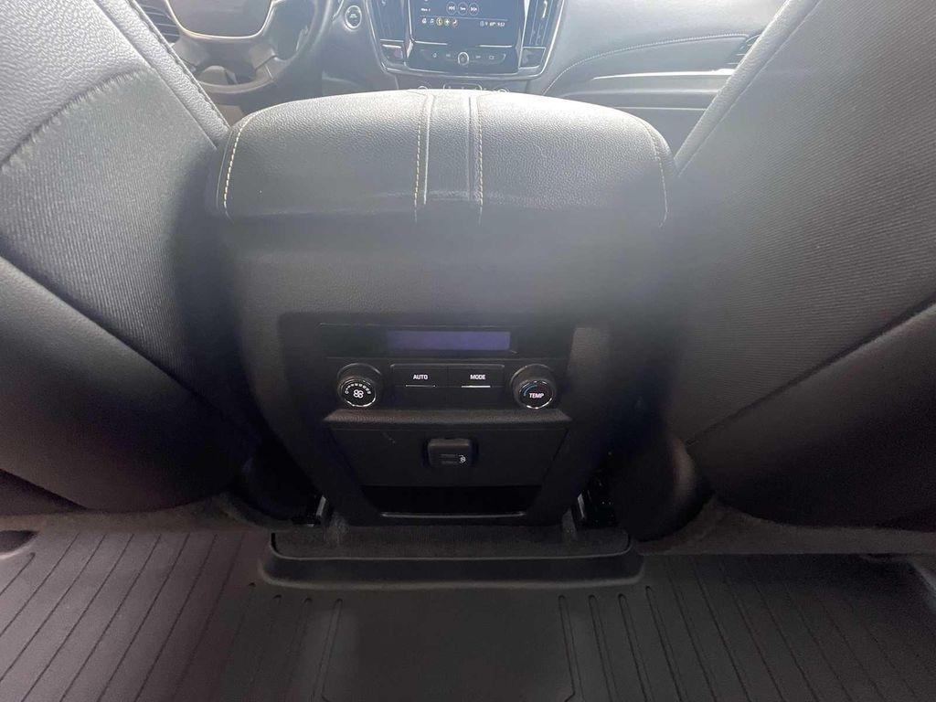 used 2023 Chevrolet Traverse car, priced at $30,990