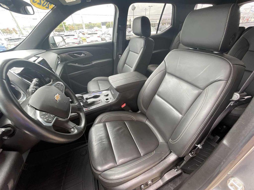 used 2023 Chevrolet Traverse car, priced at $30,990