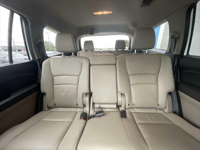 used 2021 Honda Pilot car, priced at $30,990