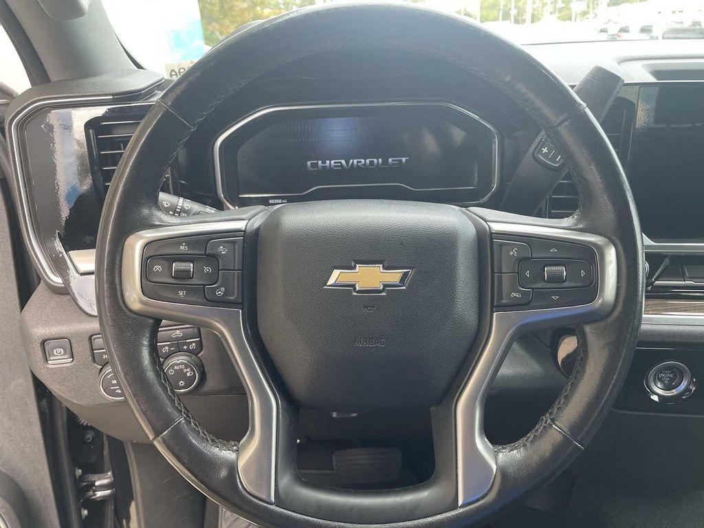 used 2022 Chevrolet Silverado 1500 car, priced at $35,990
