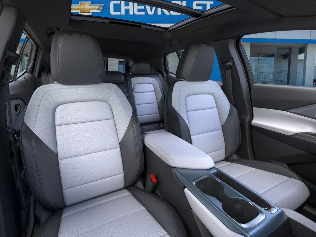 new 2025 Chevrolet Equinox EV car, priced at $42,090