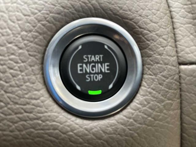used 2023 GMC Yukon XL car
