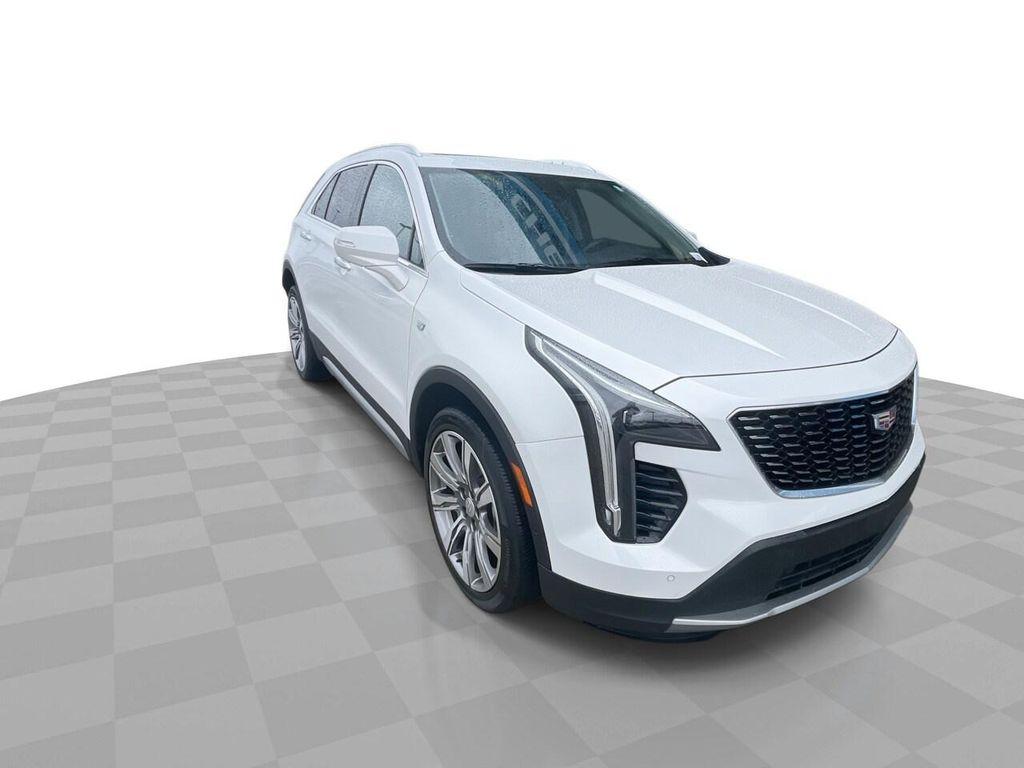 used 2022 Cadillac XT4 car, priced at $33,990