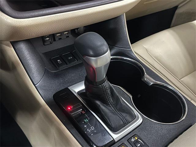 used 2019 Toyota Highlander car, priced at $31,200