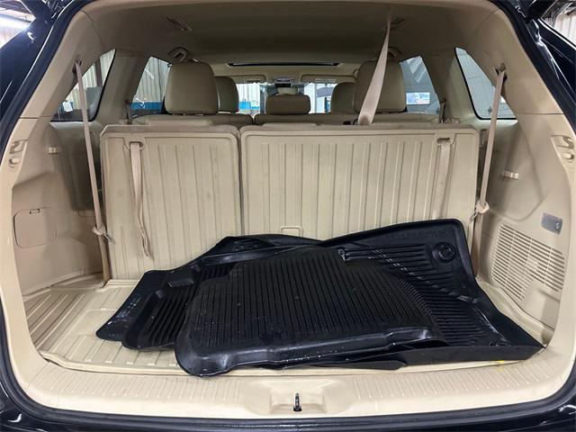 used 2019 Toyota Highlander car, priced at $31,200