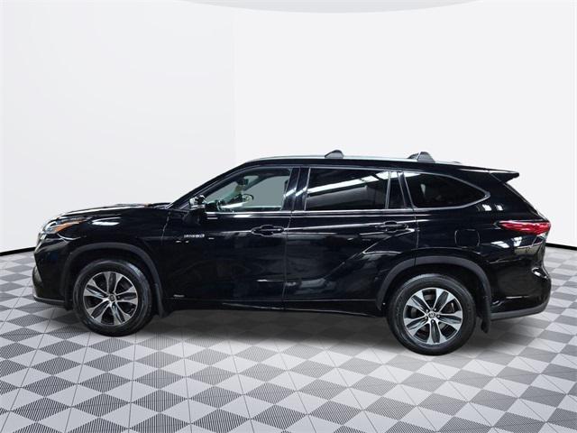 used 2021 Toyota Highlander Hybrid car, priced at $36,677