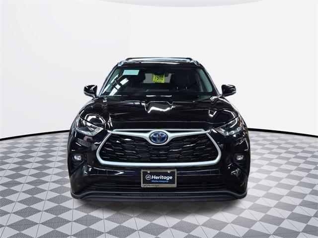 used 2021 Toyota Highlander Hybrid car, priced at $36,677