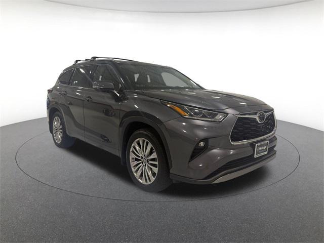 used 2024 Toyota Highlander car, priced at $44,800