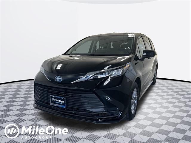 used 2023 Toyota Sienna car, priced at $39,800