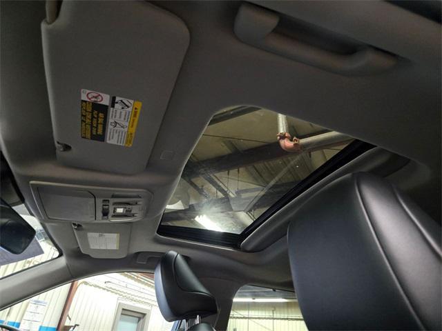 used 2022 Toyota Highlander car, priced at $37,400