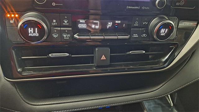 used 2022 Toyota Highlander car, priced at $37,000