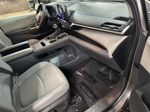 used 2023 Toyota Sienna car, priced at $41,200