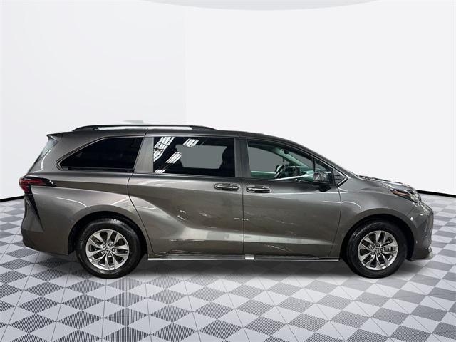 used 2023 Toyota Sienna car, priced at $41,200